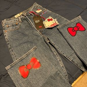 Hello Kitty x Levi’s Jeans